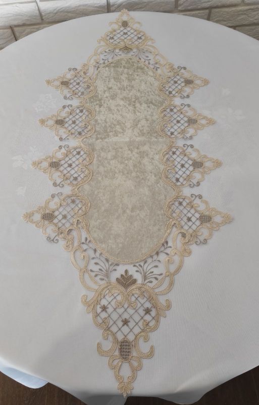 Доріжка велюрова Acme з мереживом 40*140 Kyrien Gold