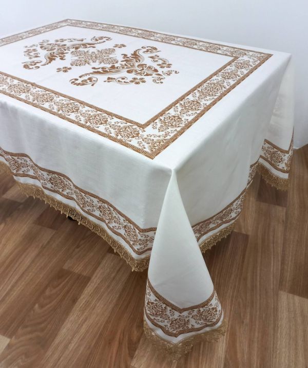 Скатертина Maison Royale льон з мереживом 160x220 Jumbo Cream-Cappucino