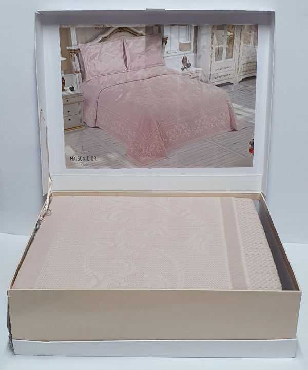 Покривало Пике Maison D'or La Vergne 260x260 Powder (Брудно- Pink)