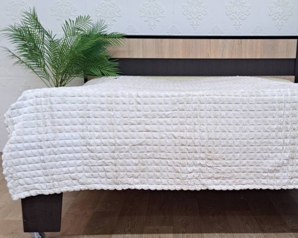 Покривало велюр 180х200  Cream (618)