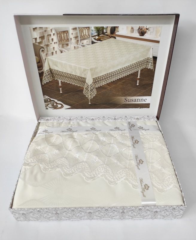 Скатертина з мереживом Maison Royale 160x220 ovale Susanne Cream