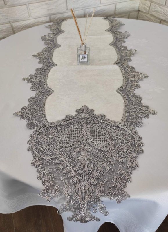 Доріжка велюрова Acme з мереживом 40*140 Payidar Cream-Silver
