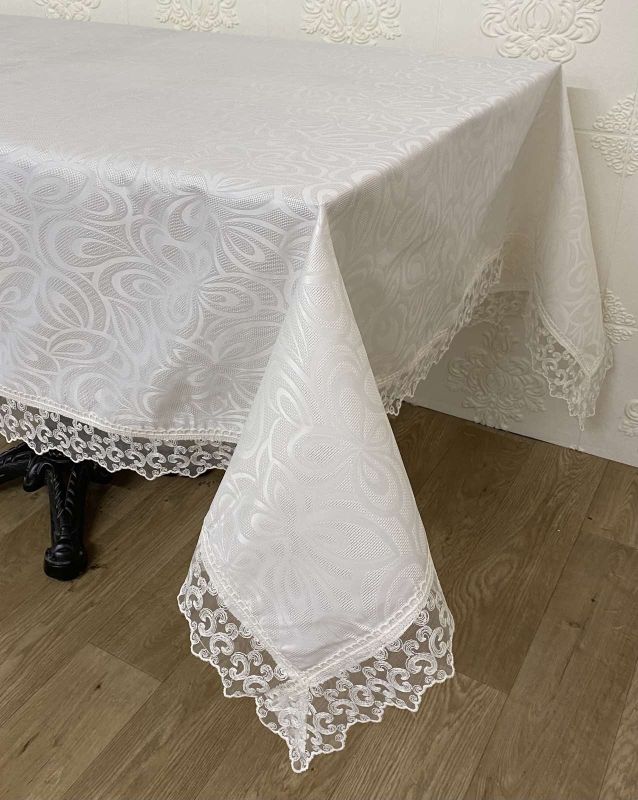Скатертина Masali поліестер з мереживом 160х220 Model 514 Cream