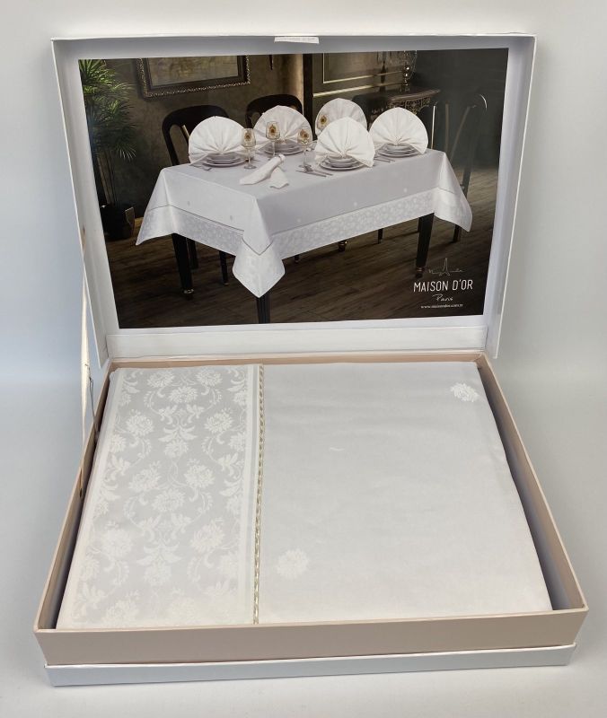 Скатертина Set Maison D'or Magnole Flower 155х270+8psc White