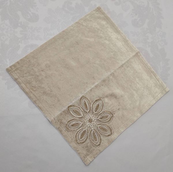 Серветка велюрова Acme з мереживом 35*45 Daisy Cappicino