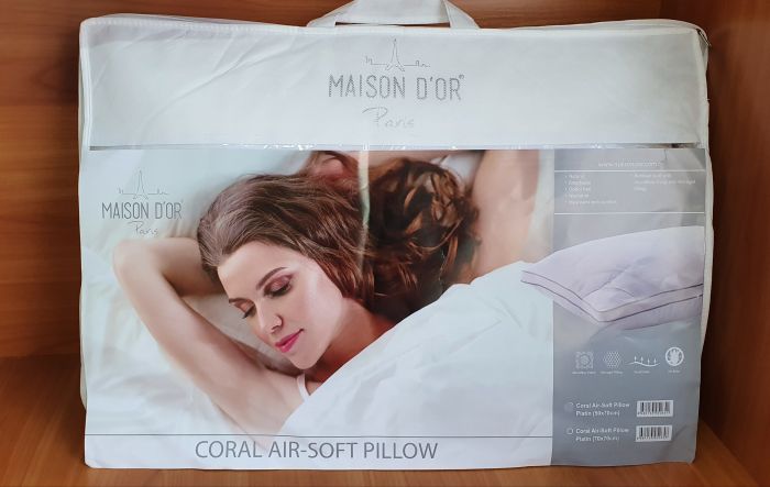 Подушка Maison D'or Coral Gold 50х70