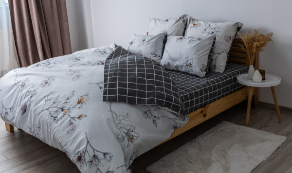 Комплект постільної білизни "Soft dreams"півтораспальний (Blossom on White,70*70)