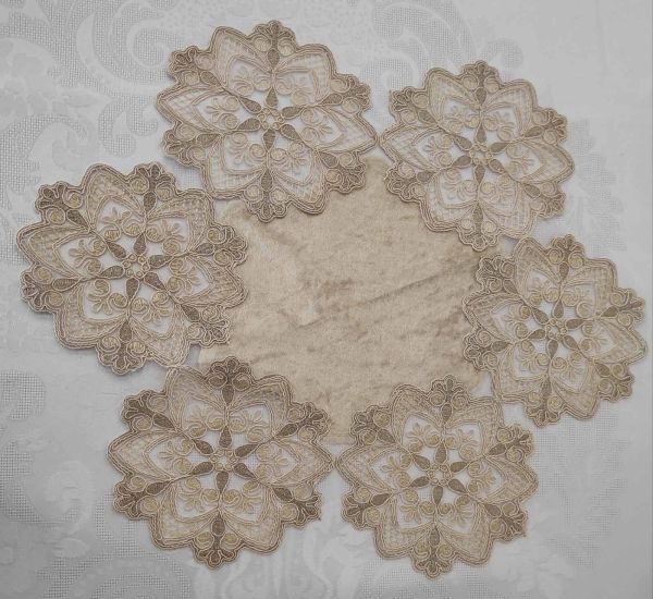 Серветка велюрова Acme з мереживом 40*40 Star Cappicino