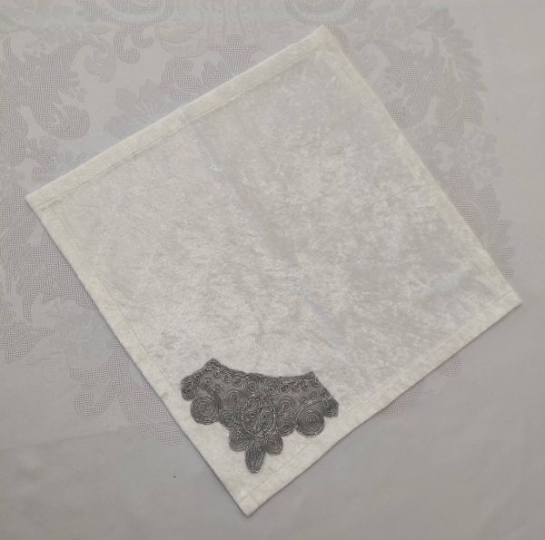 Серветка велюрова Acme з мереживом 35*35 Payidar Krem-Silver