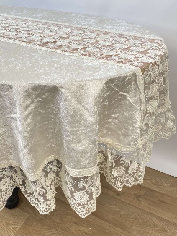 Скатертина Велюр Maison Royale 160x400 ovale Antik-2 Cream