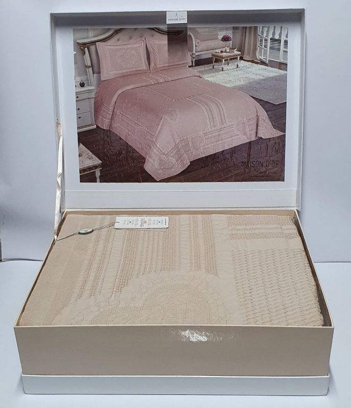 Покривало Пике Maison D'or Lacene 260x260 Beige (Beige)