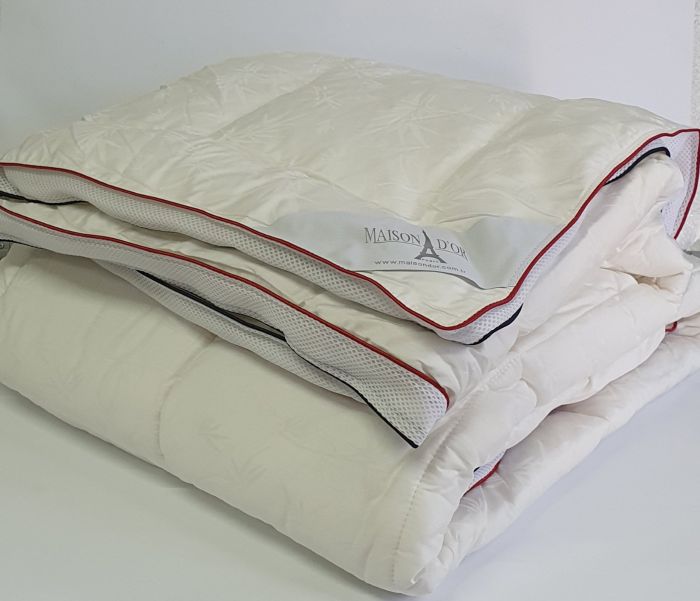 Ковдра Maison D'or Izabella Red-Blue 155х215