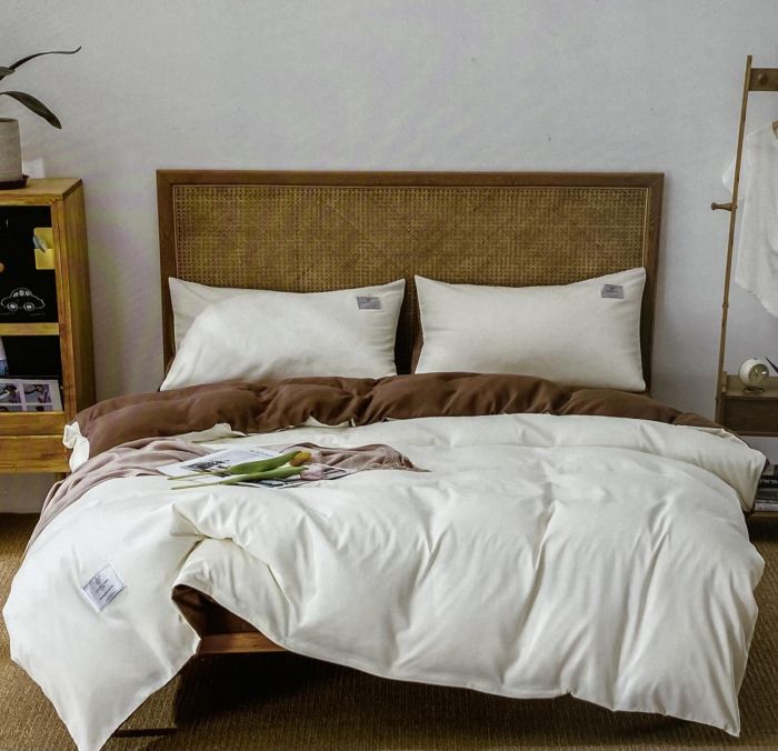 Постільна білизна Colorful Home сатин 180х220 Solid Color Ecru