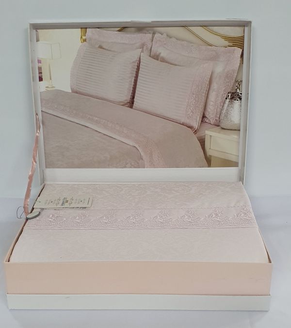 Постільна білизна Maison D'or сатин бамбук з мереживом сімейна Despina Pembe