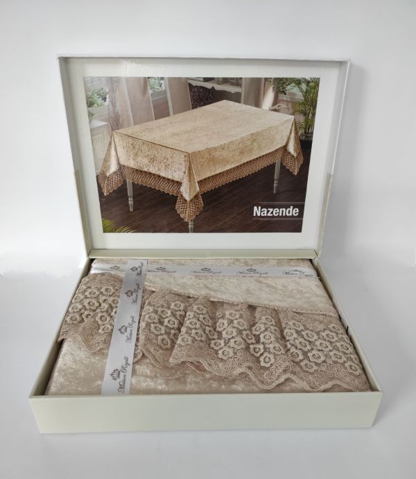 Скатертина Велюр Maison Royale 160x400 ovale Nazende Cappucino