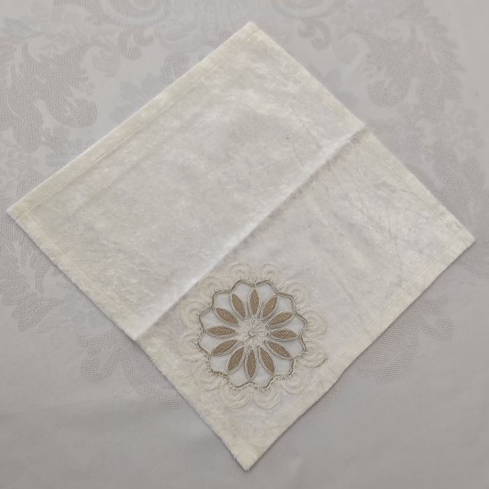 Серветка велюрова Acme з мереживом 35*35 Sahra Krem