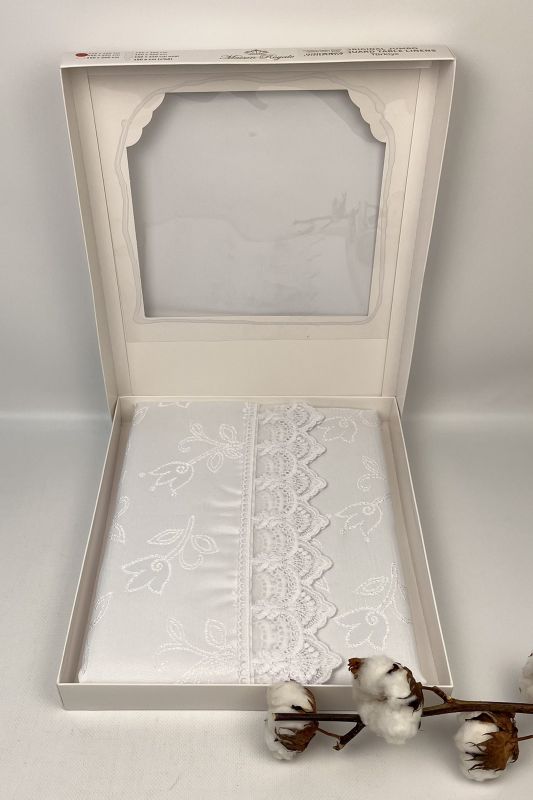 Скатертина Maison Royale 160x220 KDK-1 White
