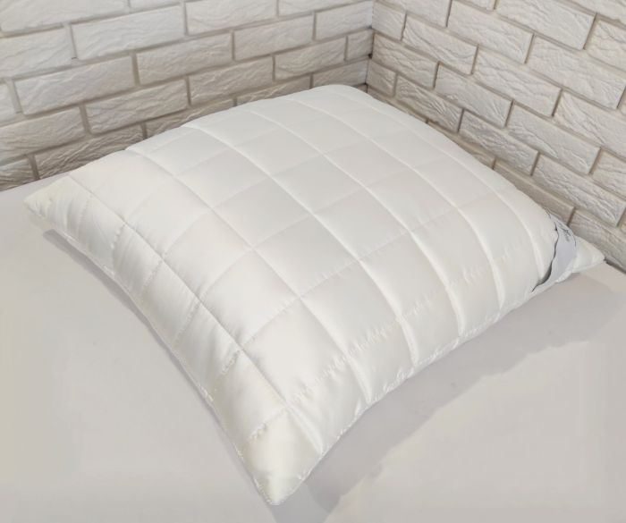 Подушка Maison D'or Silkly Soft 70х70