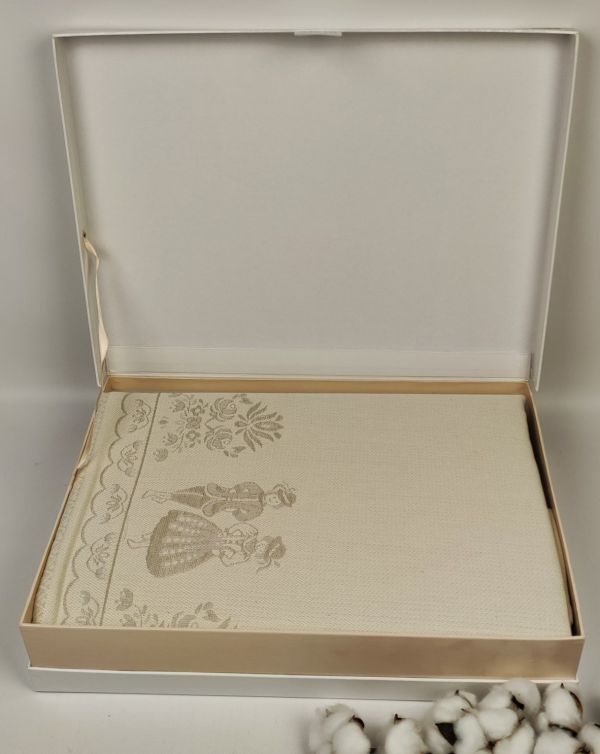 Скатертина Maison D'or Paradise 160х320 Tas