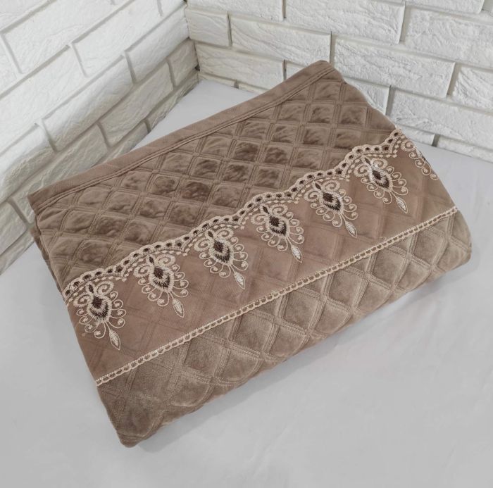 Покривало велюрове з мереживом Model-4 200x230 Cappuccino