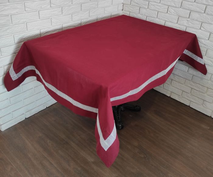 Скатертина поліестер зі стразами 150х220 код 01A15 Bordo