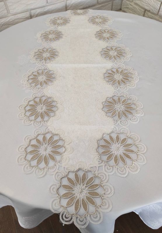 Доріжка велюрова Acme з мереживом 45*140 Sahra Cream
