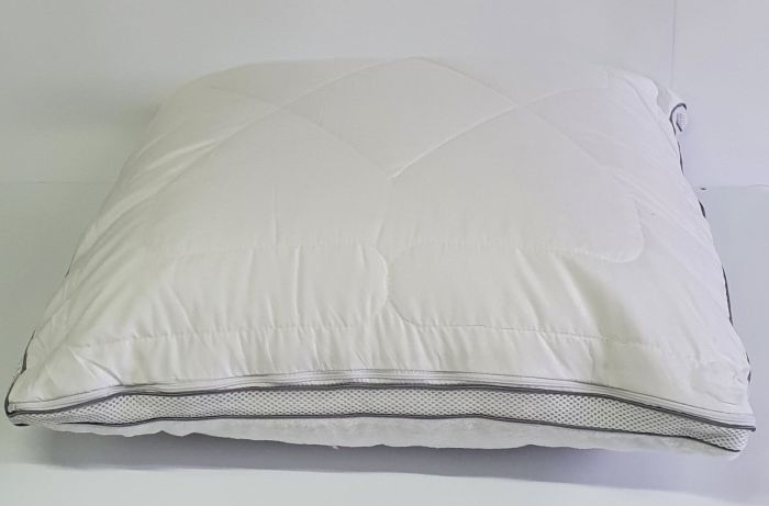 Подушка Maison D'or Coral Platinum 70х70