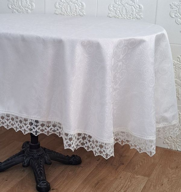 Скатертина Masali поліестер з мереживом 160х260 ovale Model 515 Cream