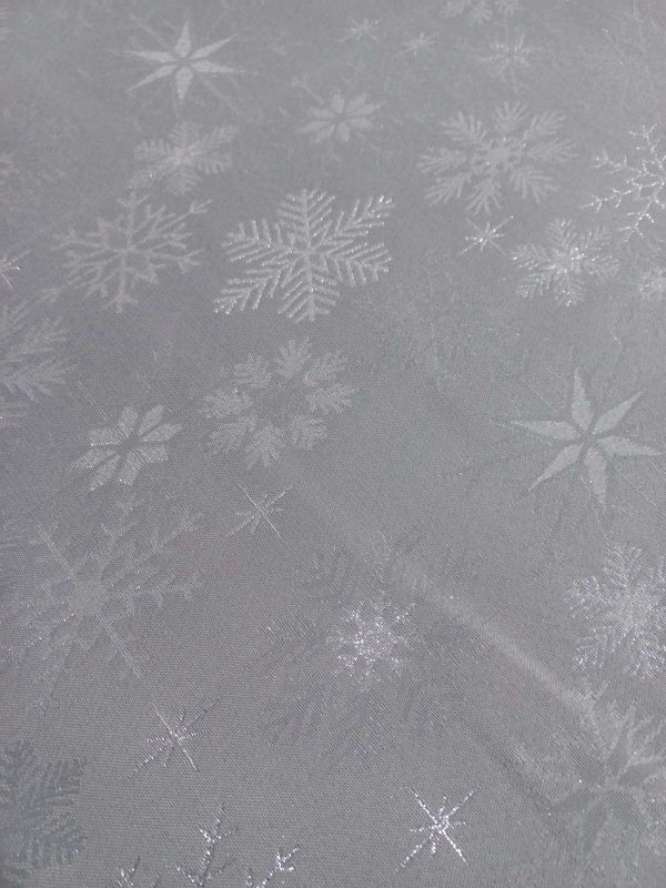 Скатертина поліестер зі стразами новорічна 150*220 код 920  Grey
