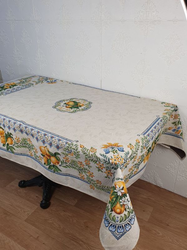 Скатертина гобеленова Milano 140х180 cod 08