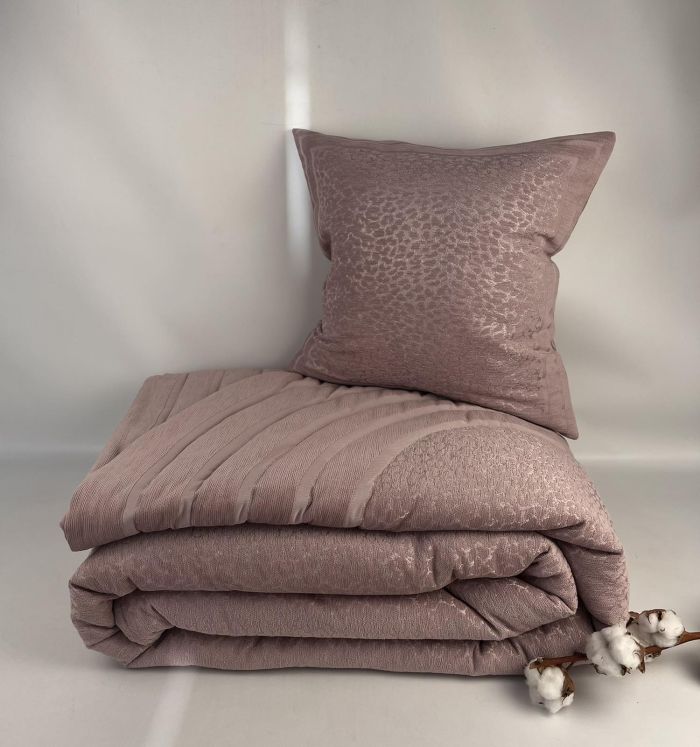 Покривало Maison D'or Corinne Hermes 260x260 Lilac