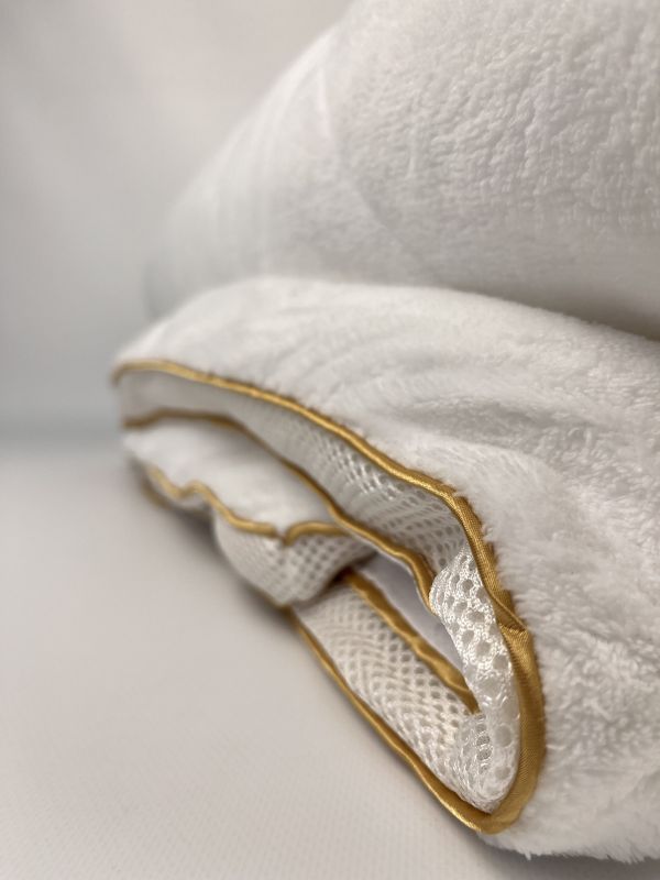Ковдра Maison D'or Coral Gold 195х215