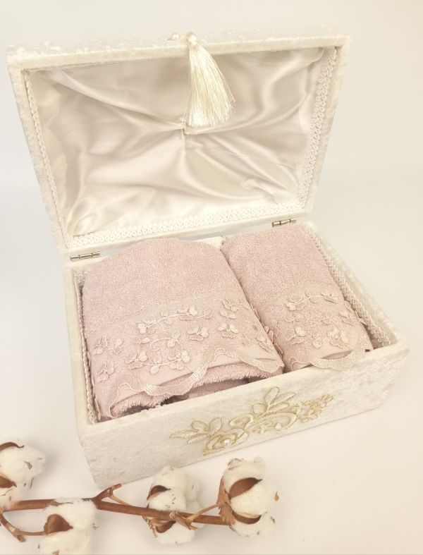Набір рушників в шкатулці Minteks Clover Lilac