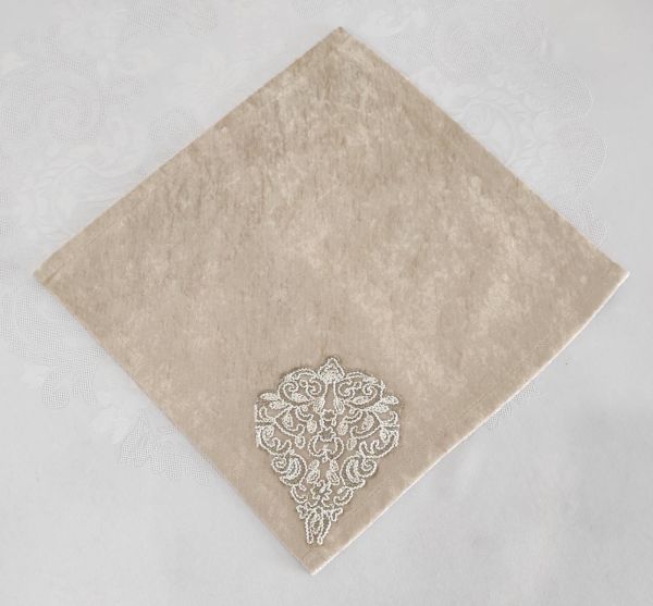 Серветка велюрова Acme з мереживом 35*35 Queen Cappicino