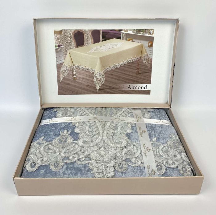 Скатертина Велюр Maison Royale 160x260 Almond Grey