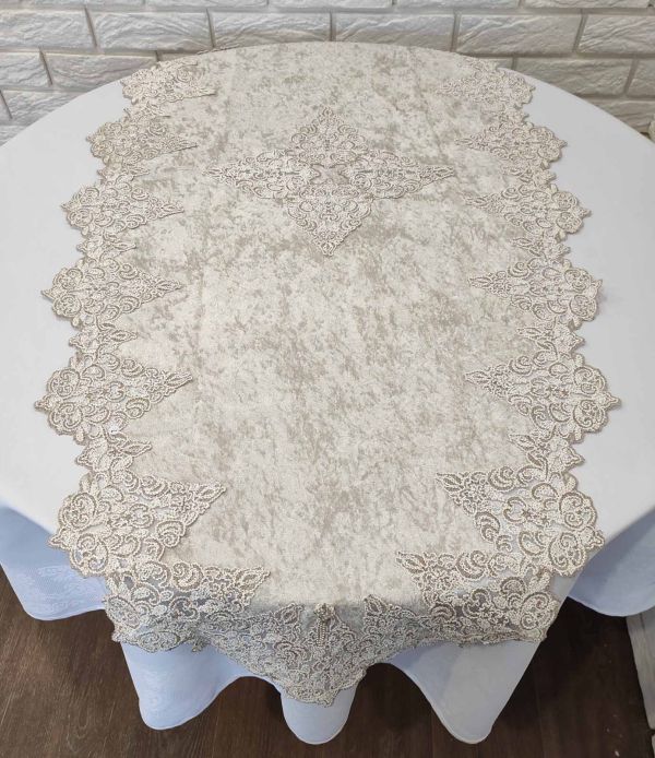 Доріжка велюрова Acme з мереживом 70*160 Quenn Cappicino
