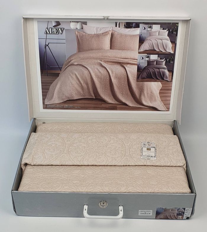 Покривало Moda Box 240х260 з наволочками Alev Bej