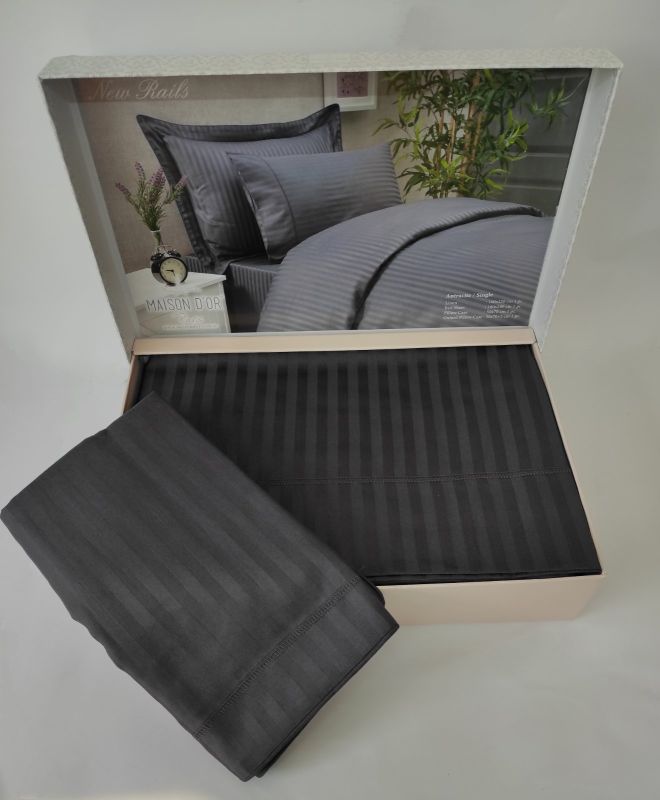 Постільна білизна Maison D'or сатин страйп 160х220 Rails Anthracite