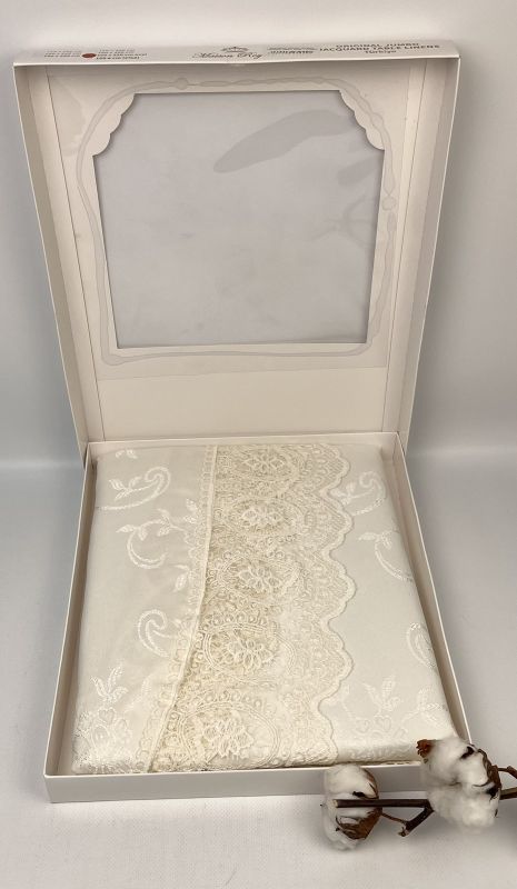 Скатертина Maison Royale 160x220 Овал KDK-1 Cream