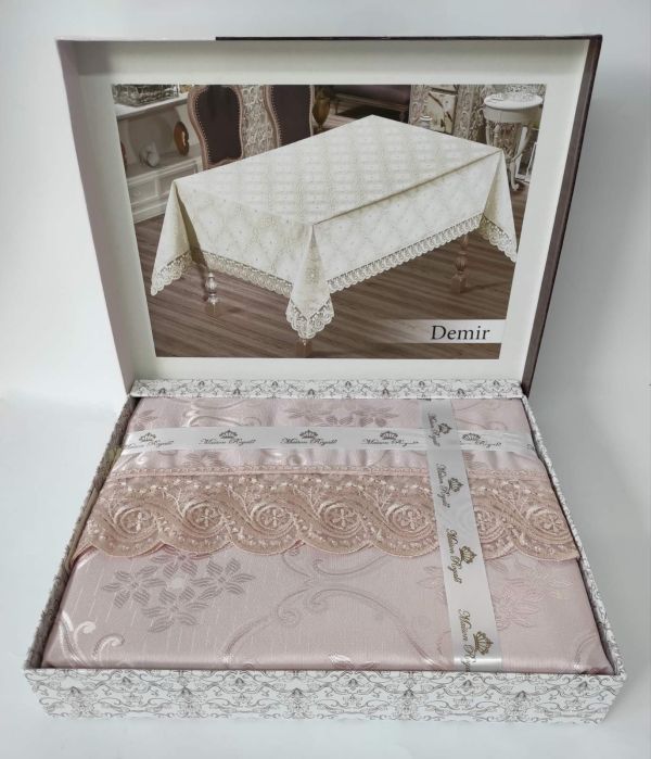 Скатертина Maison Royale 160x300 Demir Pudra