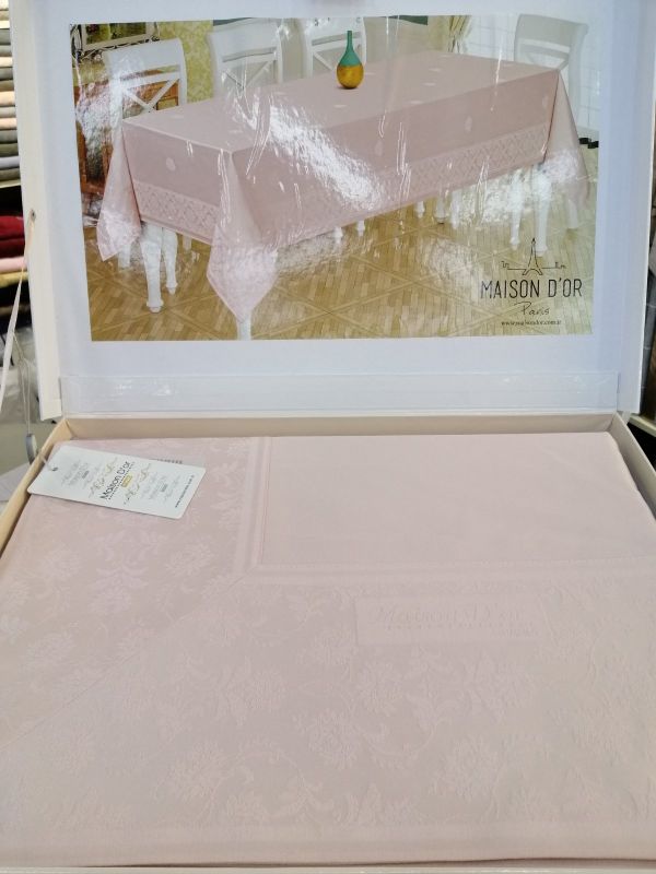Скатертина Set Maison D'or 160х270+8psc Katlamali Masa Ort. Pudra