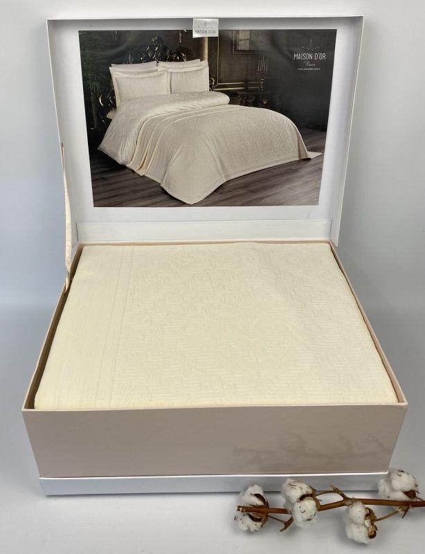 Набір Покривало + постіль Maison D'or Pinella 260x260 Ecru
