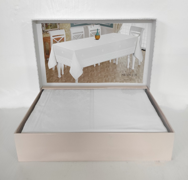 Скатертина Maison D'or 160х320 Rachel White