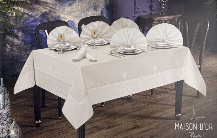 Скатертина Set Maison D'or Magnole Damasque 155х270+8psc Stone