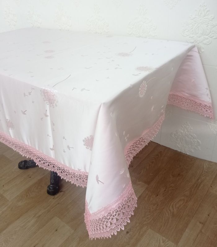 Скатертина Home Plus 150х220 D-18 Pink