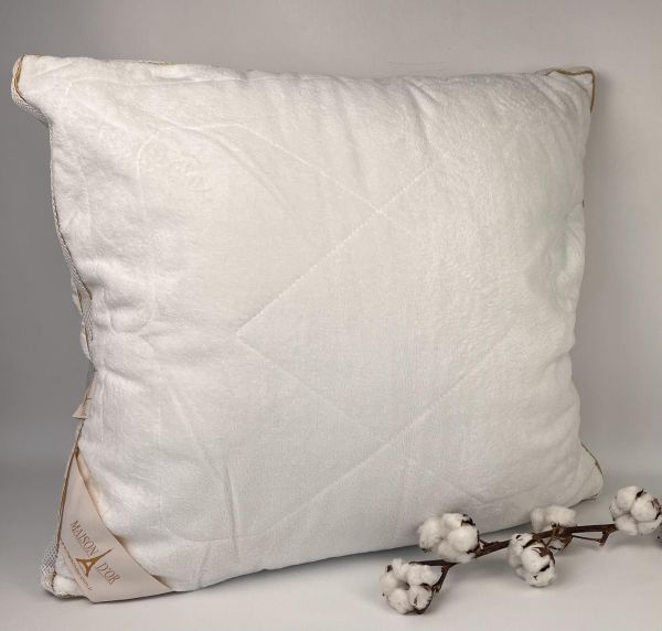 Подушка Maison D'or Coral Gold 70х70