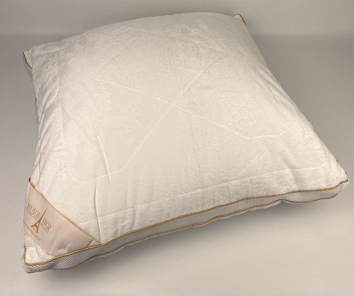 Подушка Maison D'or Coral Gold 70х70
