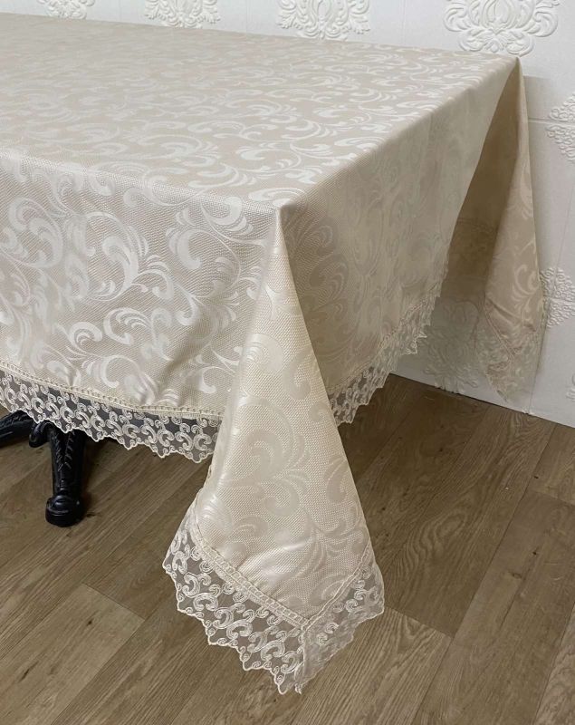 Скатертина Masali поліестер з мереживом 160х350 Model 512 Cappucino