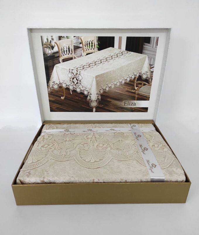 Скатертина Велюр Maison Royale 160x220 ovale Eliza Cappucino