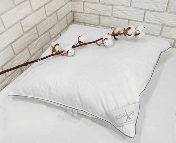 Подушка Maison D'or Plumes 70х70